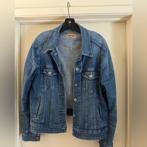 Vintage Women’s Levi Blue Denim Jacket